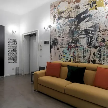 Rent this studio apartment on Via Gerolamo Tiraboschi 4