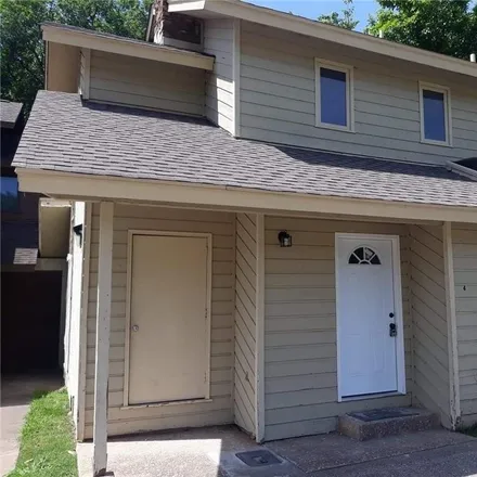 Buy this studio house on 13739 Turnberry Lane in Siloam Springs, AR 72761