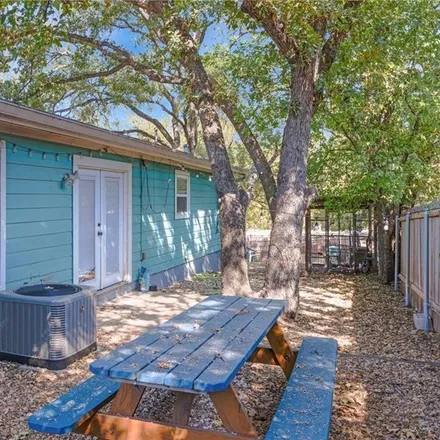 Image 8 - 1401 Astor Place, Austin, TX 78721, USA - House for sale