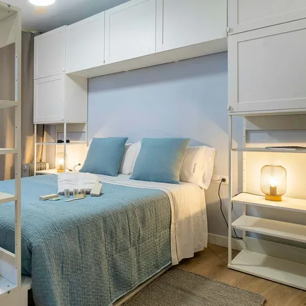 Rent this 1 bed apartment on Carrer de Santa Irene in 46002 Valencia, Spain