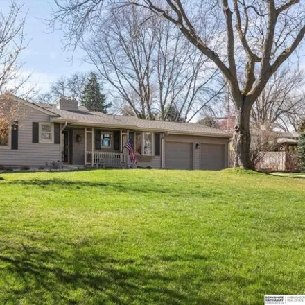 Buy this 4 bed house on 362 North 91st Street in Omaha, NE 68114