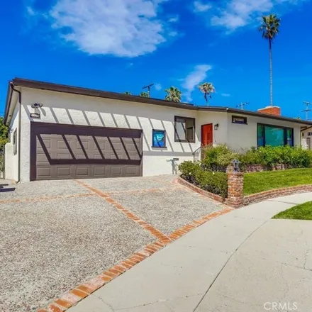 Buy this 2 bed house on 2501 Robalo Avenue in Los Angeles, CA 90732