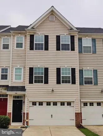Rent this 3 bed townhouse on 506 Boxwood Lane in Woodbury, NJ 08096