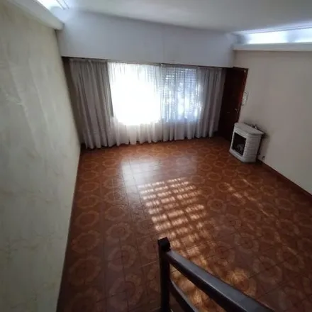 Rent this 3 bed house on Vetere 115 in Partido de Lomas de Zamora, B1828 HGV Lomas de Zamora