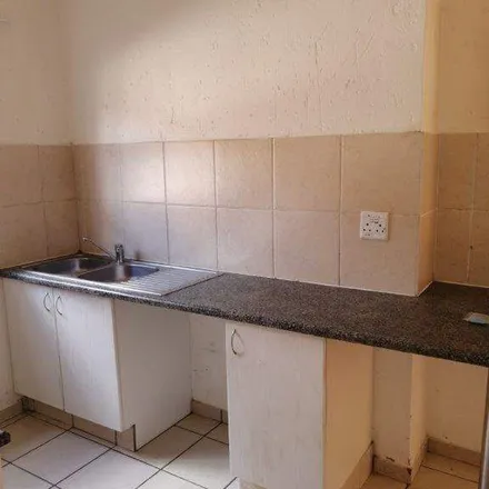 Image 7 - unnamed road, Allen's Nek, Roodepoort, 1734, South Africa - Apartment for rent