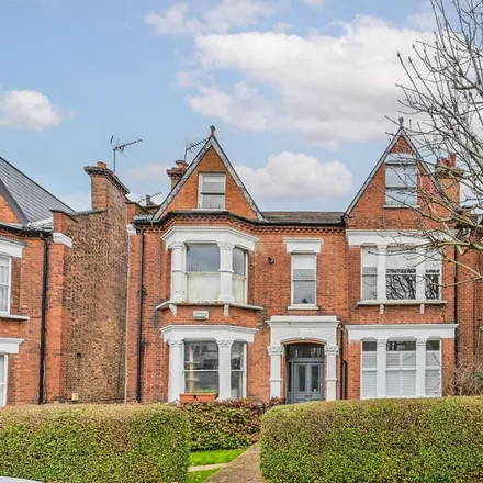 Rent this 3 bed apartment on 74 Talbot Road in London, N6 4QX