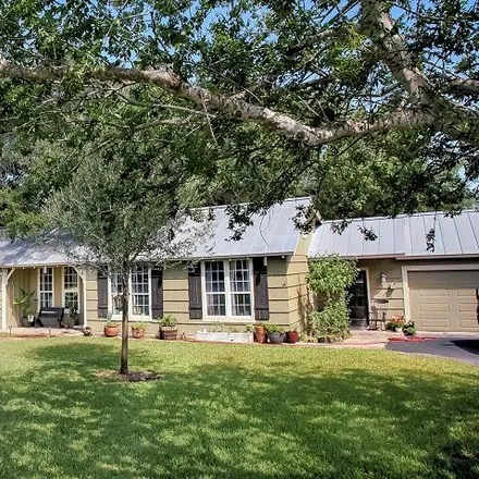 Buy this 3 bed house on 1003 Houston Street in George West, TX 78022
