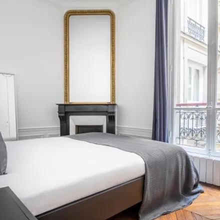 Image 8 - 33 Rue des Blancs Manteaux, 75004 Paris, France - Apartment for rent