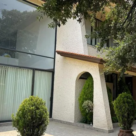 Buy this 4 bed house on Circuito Valle de los Ángeles in Zona Esmeralda, 52930 Ciudad López Mateos