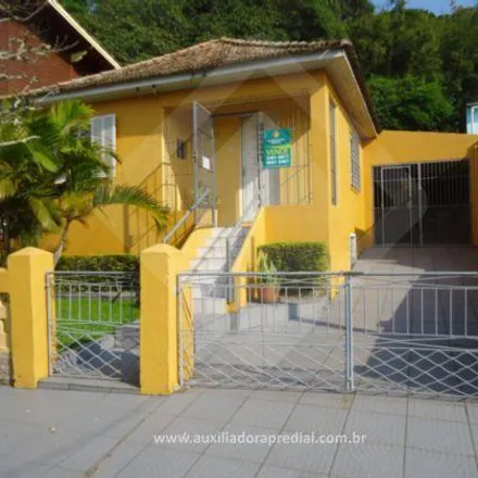 Image 2 - Rua Aladim de Araújo Pinto, Centro, Guaíba - RS, 92704-305, Brazil - House for sale