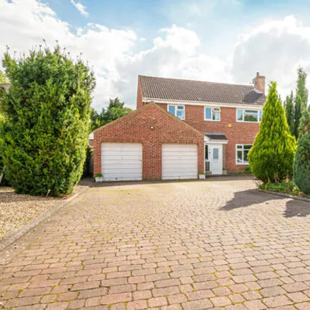 Buy this 3 bed house on Riverside in Calne, SN11 0LF