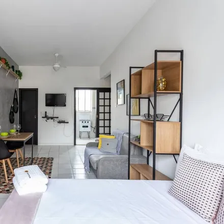 Rent this studio apartment on Jangadeiros 38