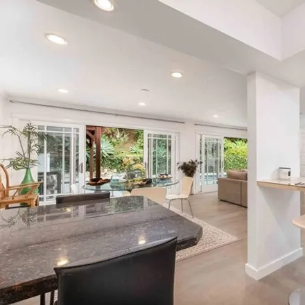 Image 7 - 1951 North Beverly Drive, Beverly Hills, CA 90210, USA - House for sale