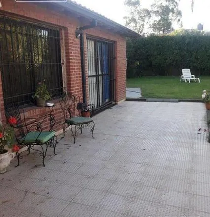 Buy this 3 bed house on Florisbelo Acosta 5883 in Los Pinares, 7600 Mar del Plata