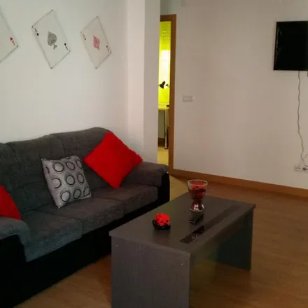 Rent this 3 bed apartment on Calle Cáceres in 28093 Getafe, Spain