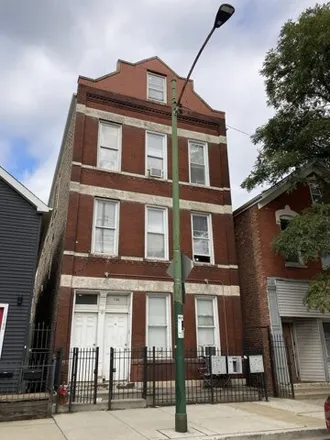 Rent this 2 bed house on 1706 West 17th Street in Chicago, IL 60608