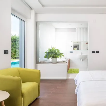 Rent this 6 bed house on Rijeka railway station in Trg kralja Tomislava 1, 51000 Grad Rijeka