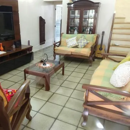 Buy this 2 bed house on Rua Vaz Muniz in Jardim França, São Paulo - SP