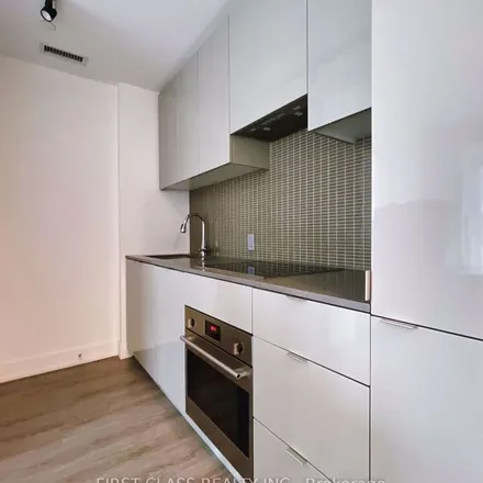 Image 3 - YC Condos, St Luke Lane, Old Toronto, ON M4Y 1C3, Canada - Apartment for rent