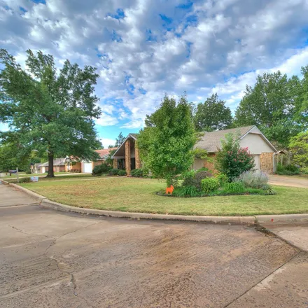 Image 8 - 11 Chevy Chase, Shawnee, OK 74804, USA - House for sale