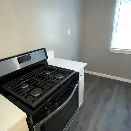 Rent this 1 bed apartment on 826 Linden Avenue in Long Beach, CA 90813