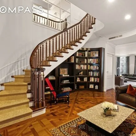 Image 5 - 10 East 62nd Street, New York, NY 10065, USA - House for rent