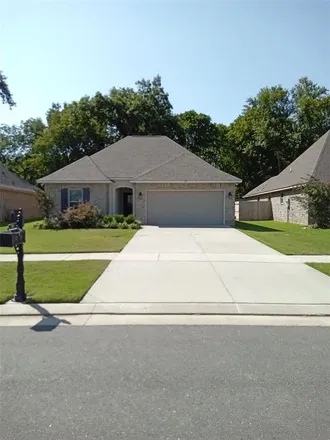 Rent this 3 bed house on Airline Park Estates in Bossier City, LA 71111