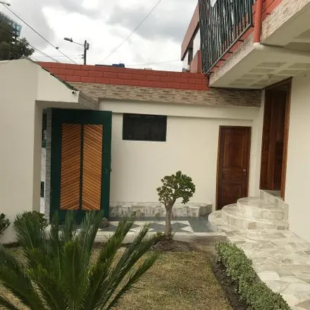 Rent this 8 bed house on Corte provincial de Justicia Pichincha in El Telegrafo, 170506