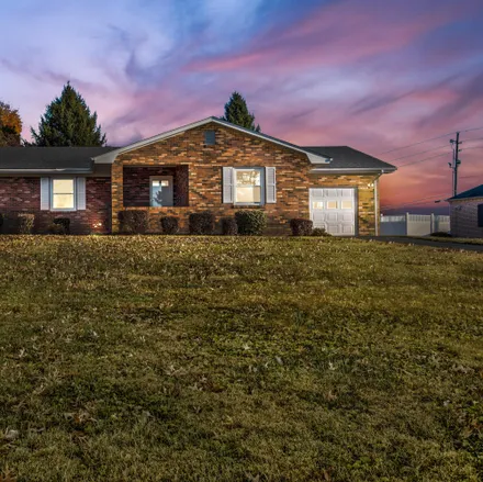 Buy this 3 bed house on 697 Chenault Lane in Mount Sterling, KY 40353
