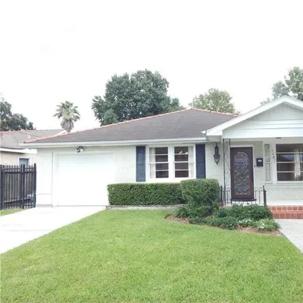 Rent this 3 bed house on 1607 Ridgelake Drive in Beverly Knoll, Metairie