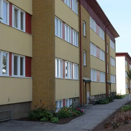 Rent this 4 bed apartment on Nillas väg in 523 35 Ulricehamn, Sweden