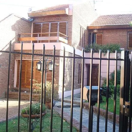 Buy this 3 bed house on Titanic 2797 in Partido de La Matanza, 1755 Rafael Castillo