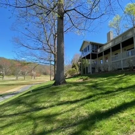 Image 2 - Cummings Cove Golf and Country Club, Cummings Road, Bowman Bluff, Hendersonville, NC 28729, USA - House for sale
