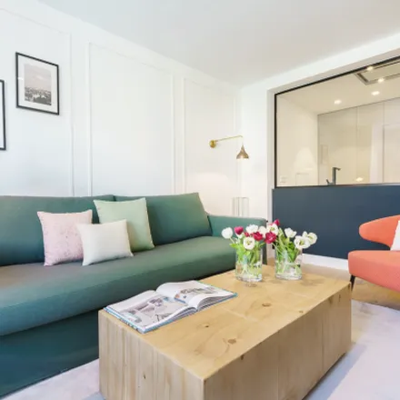 Rent this studio apartment on Calle de Goya in 34, 28001 Madrid