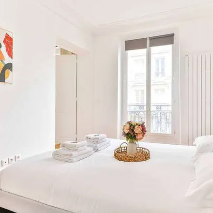 Image 2 - 100 Rue Blanche, 75009 Paris, France - Apartment for rent