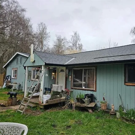 Buy this 3 bed house on 3530 WA 4 in Grays River, Wahkiakum County