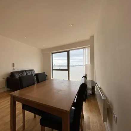 Image 2 - Alexandra Tower, 19 Princes Parade, Liverpool, L3 1BD, United Kingdom - Townhouse for rent