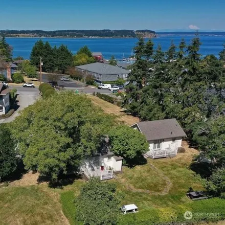 Buy this 5 bed house on Northwest Alexander Street in Coupeville, Washington