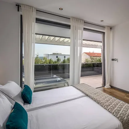 Rent this 4 bed duplex on Porat in 51511 Porat, Croatia