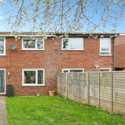 Buy this 3 bed duplex on Hale Avenue in Stony Stratford, MK11 1EP