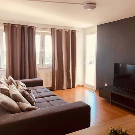 Rent this 2 bed apartment on Rotekreuzstraße 15 in 30627 Hanover, Germany