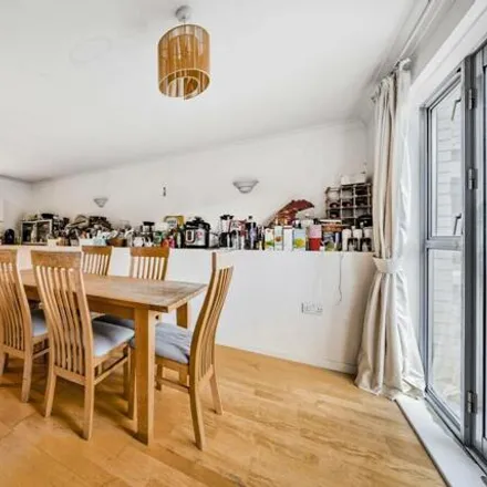 Buy this 3 bed house on 91 Balham High Road in London, SW12 9AP
