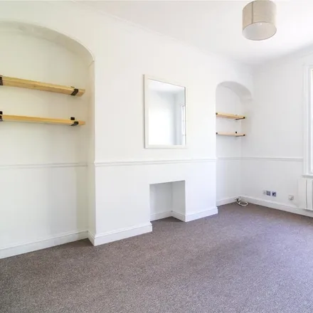 Rent this 1 bed apartment on 118 York Road in Bristol, BS3 4AW