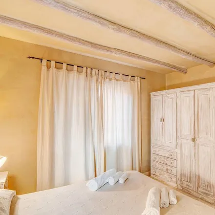 Rent this 1 bed townhouse on Golfo Aranci in Via Cala Moresca, Figari/Golfo Aranci