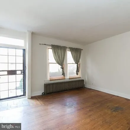 Image 3 - 3212 Hamilton Street, Philadelphia, PA 19104, USA - House for sale