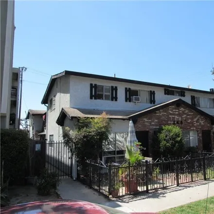 Buy this 12 bed house on 239 Colorado Place in Long Beach, CA 90803