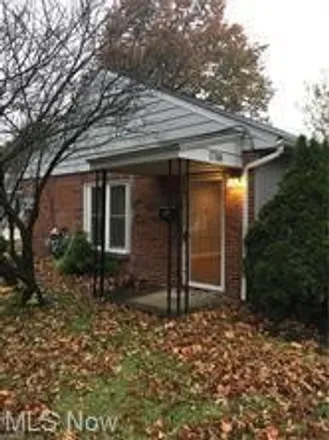 Rent this 2 bed apartment on 1788 Shatto Avenue in Akron, OH 44313