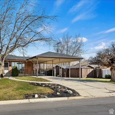 Buy this 4 bed house on 1538 North 300 West in Bountiful, UT 84010