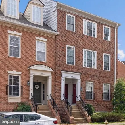 Buy this 3 bed condo on 1601 Hunting Creek Drive in Alexandria, VA 22314