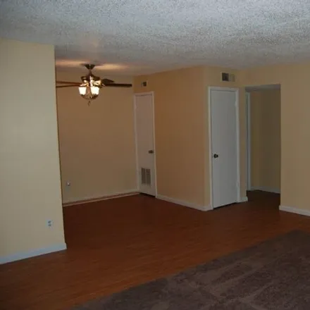 Image 3 - 6010 NW Expressway, Oklahoma City, Oklahoma, 73132 - Condo for sale